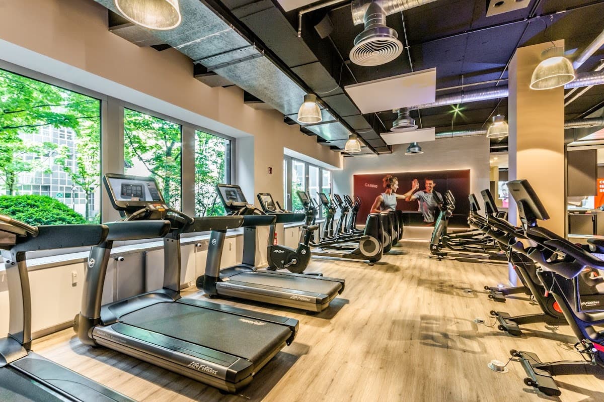 clever fit Fitnessstudio-Clever-Fit-München-Mitte