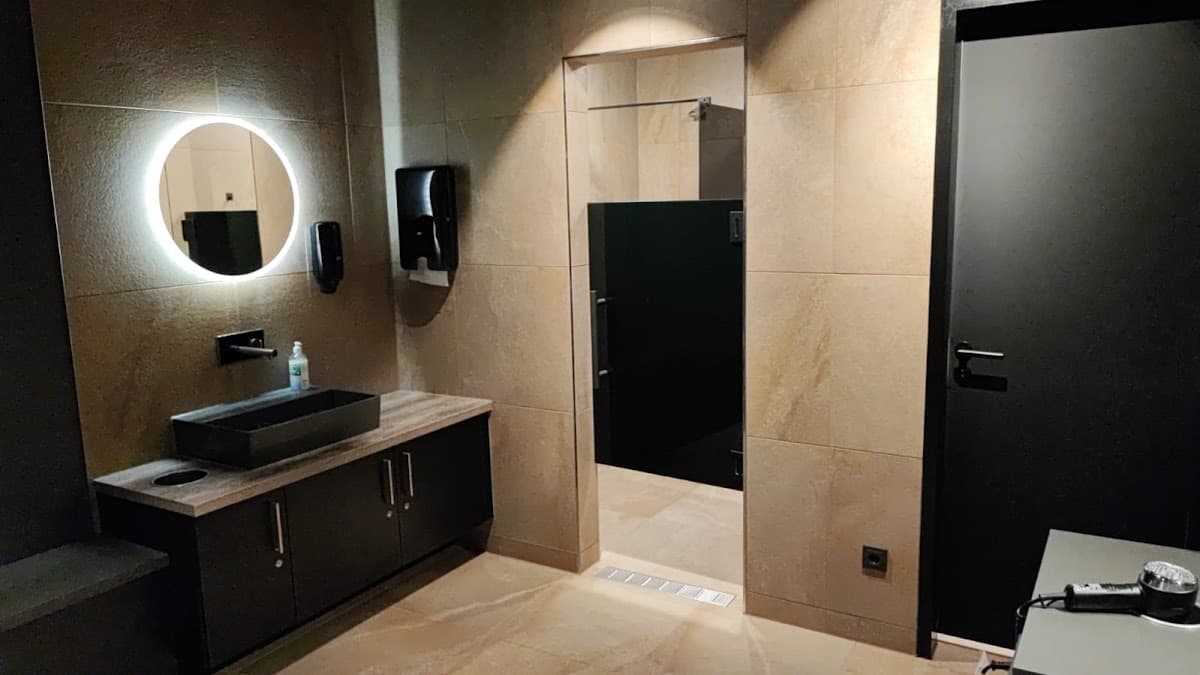 EVO Fitness Düsseldorf Unterbilk - Bild 2