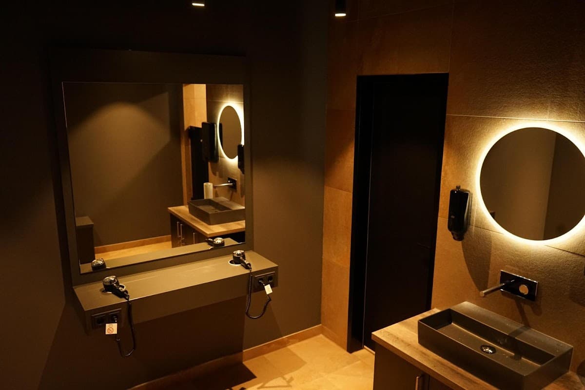 EVO Fitness Düsseldorf Unterbilk - Bild 3