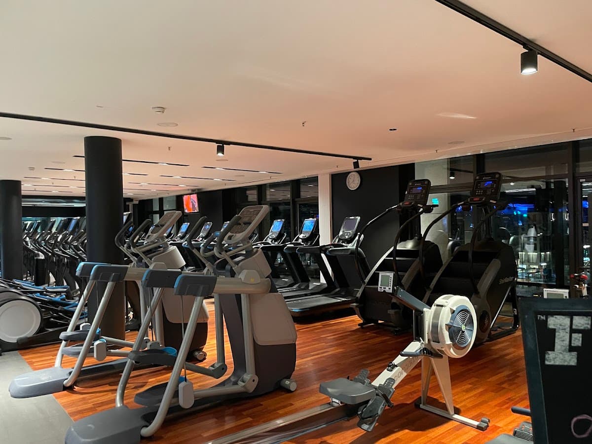 Fitness First Hamburg-Jungfernstieg - Bild 2