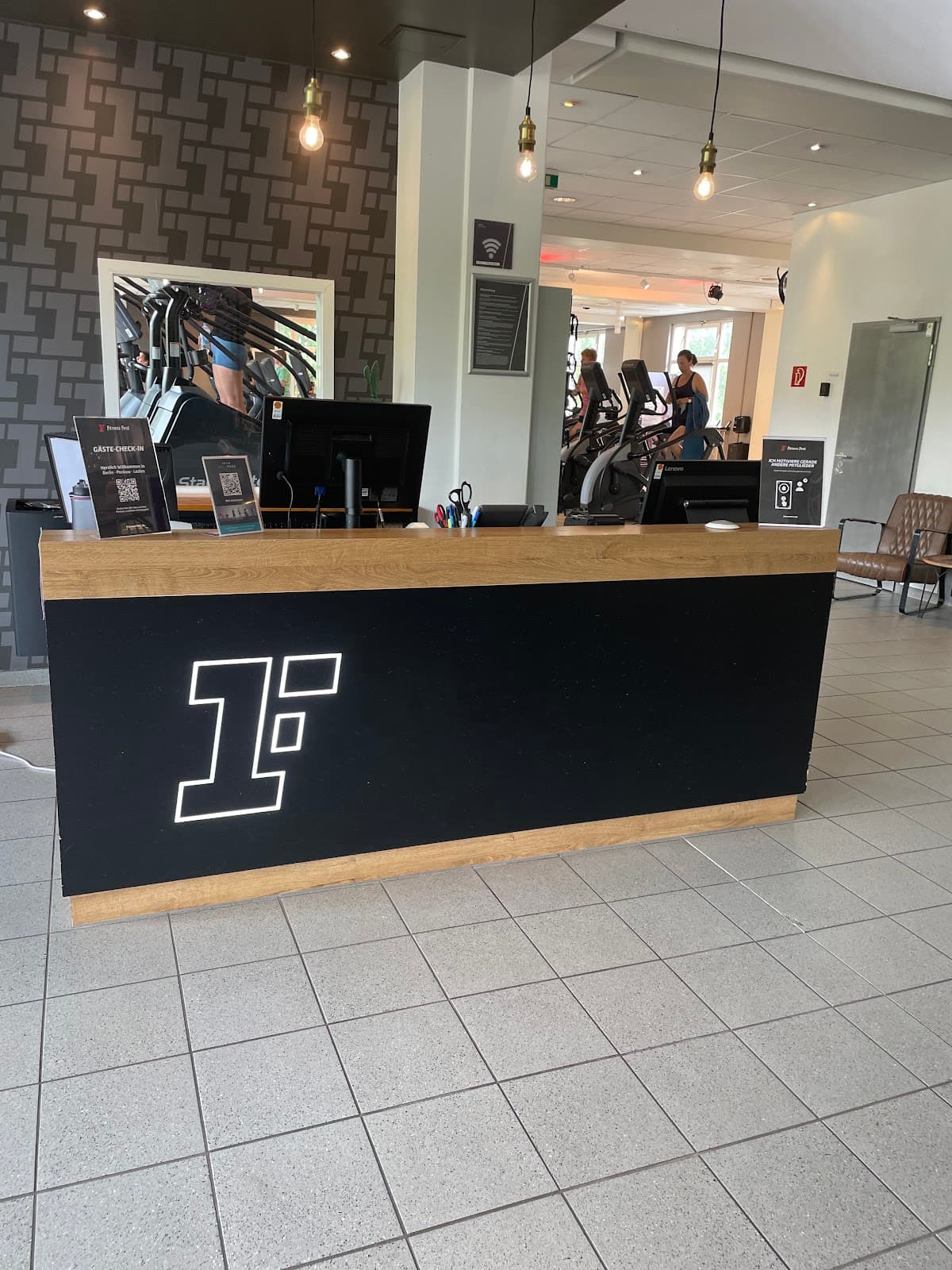 Fitness First Ladies-Club-Berlin-Pankow - Bild 5