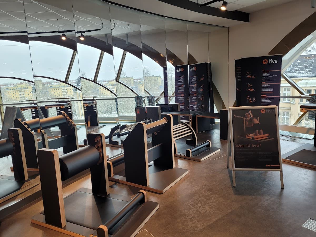 Fitness First Ladies-Club-Berlin-Steglitz-Im-Schloss - Bild 4