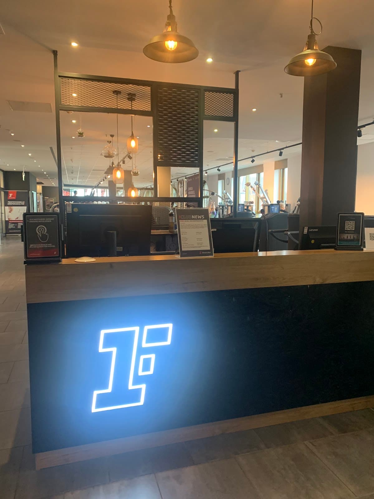 Fitness First Ladies-Club-Berlin-Steglitz-Im-Schloss - Bild 5