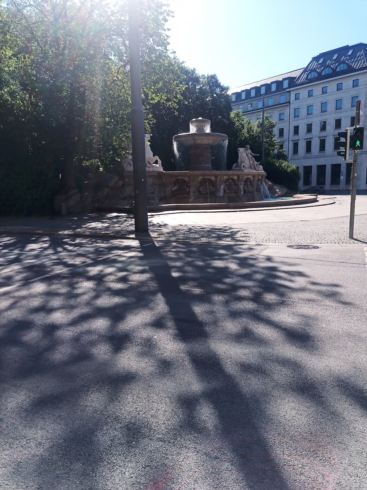 FitX München-Lenbachplatz - Bild 4