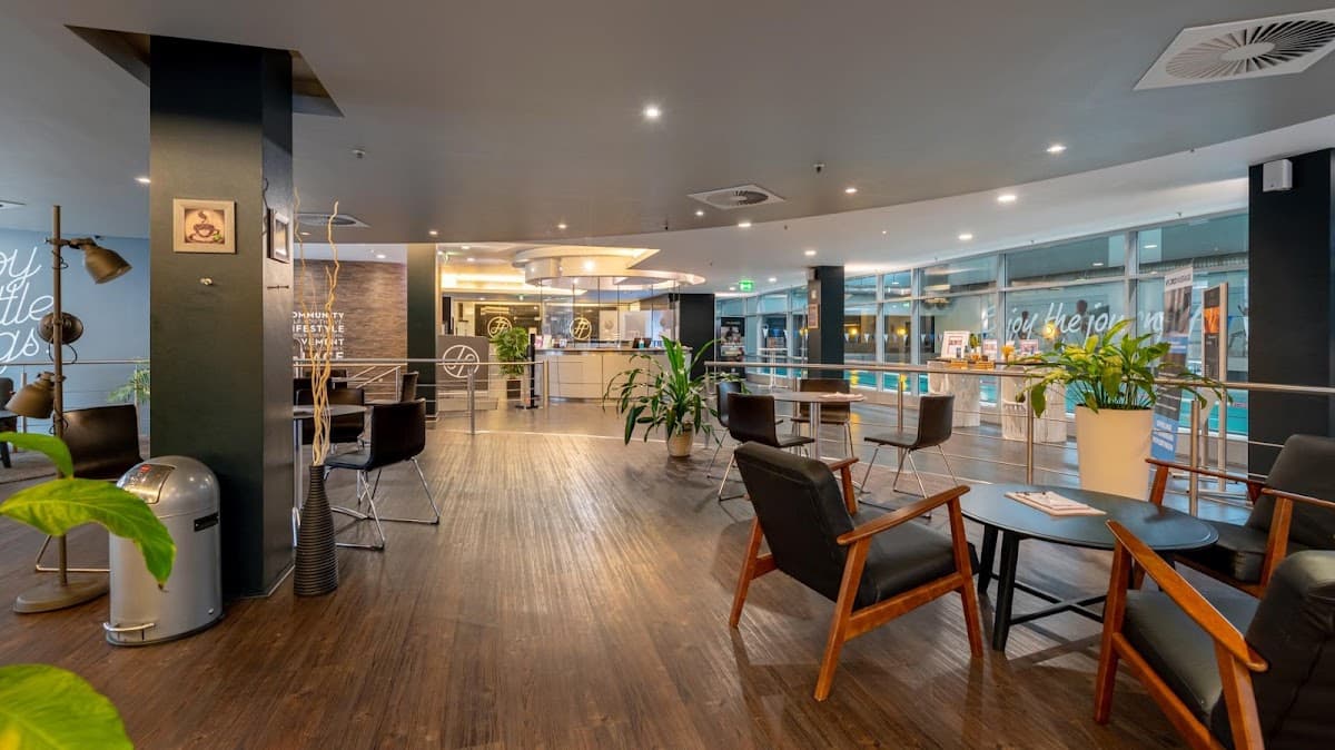 Holmes-Place-Fitness-Friedrichshain-Ostkreuz - Bild 5