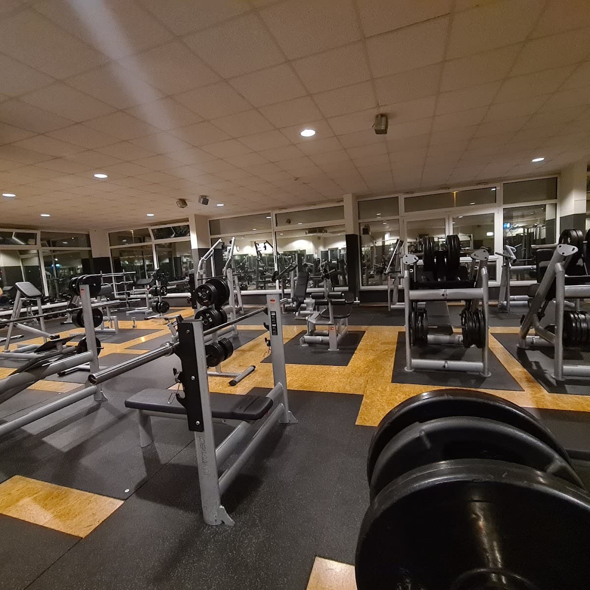 McFIT Fitnessstudio-Berlin-Heinersdorf