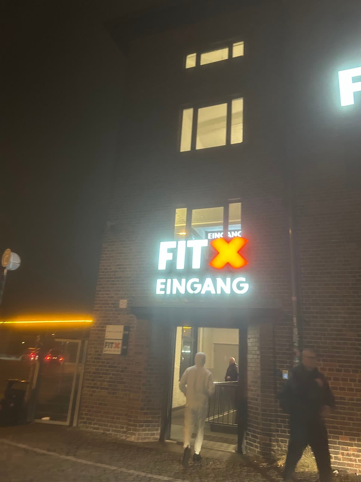 McFIT Fitnessstudio-Berlin-Marienfelde - Bild 2