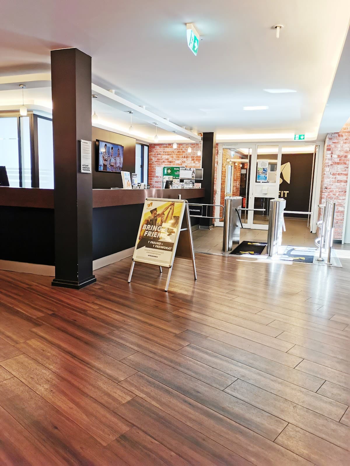 McFIT Fitnessstudio-Bonn - Bild 5