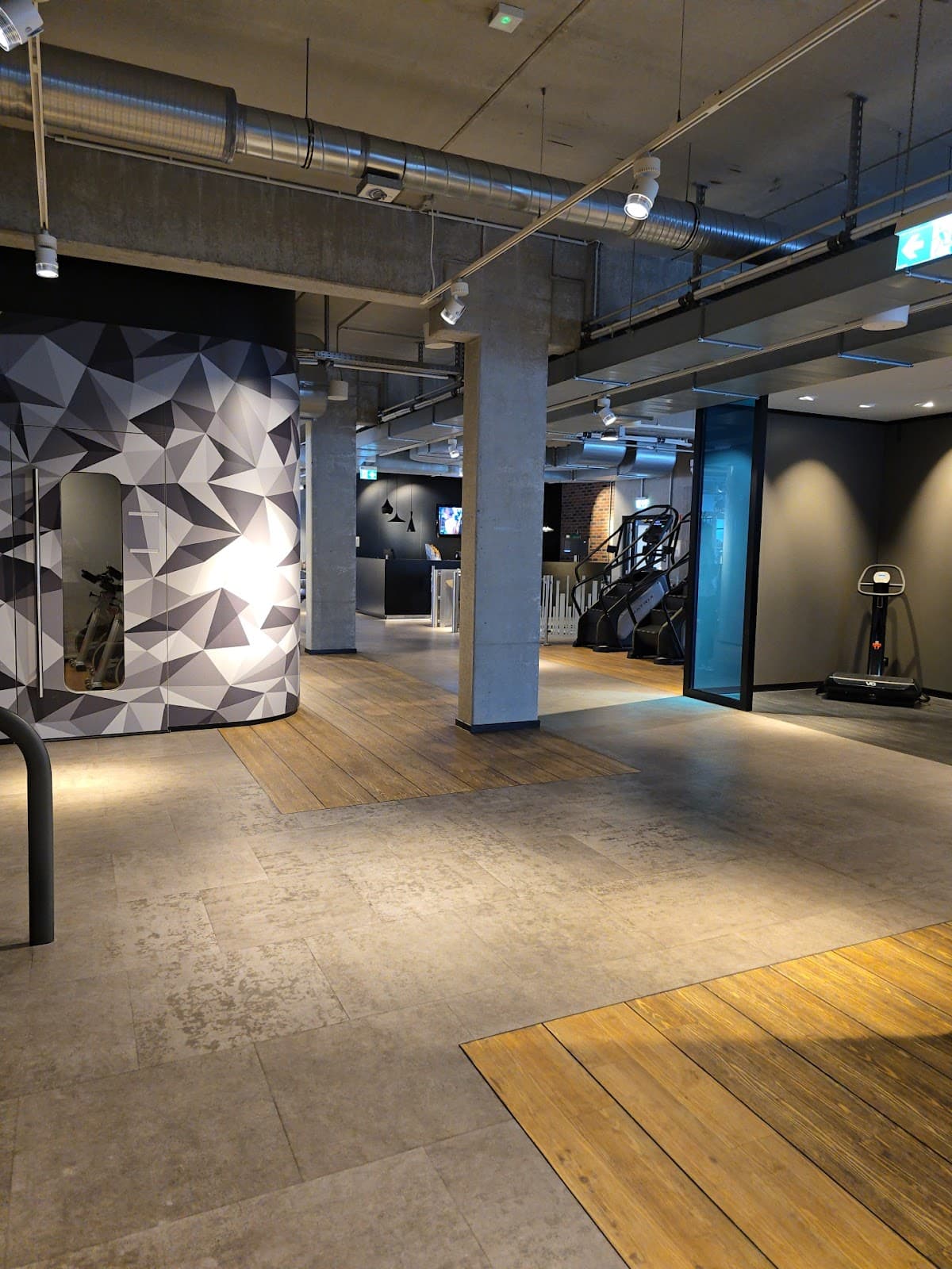 McFIT Fitnessstudio-Bremen-Vahr - Bild 2