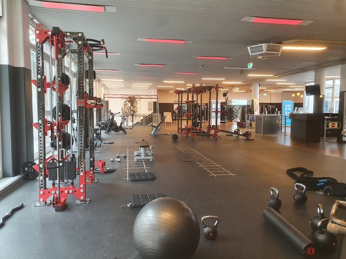 McFIT Fitnessstudio-Düsseldorf-Lierenfeld
