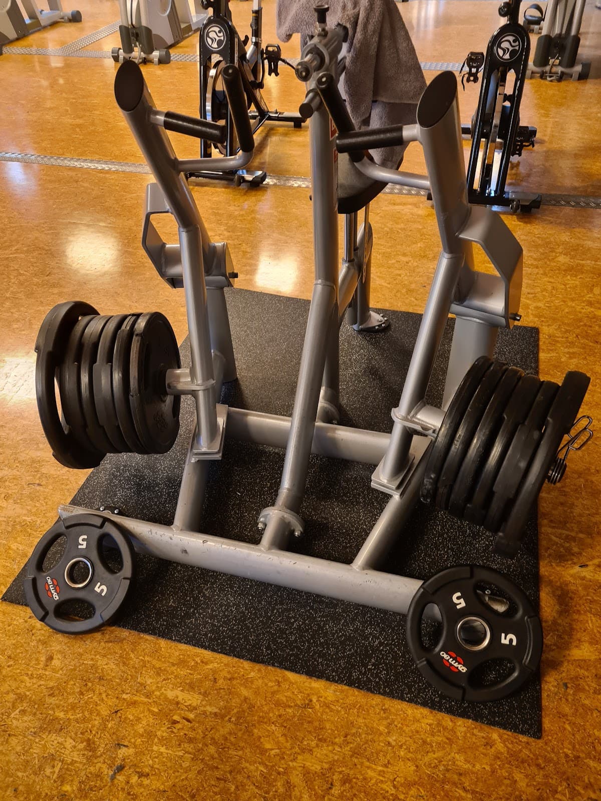 McFIT Fitnessstudio-Düsseldorf-Lierenfeld - Bild 2