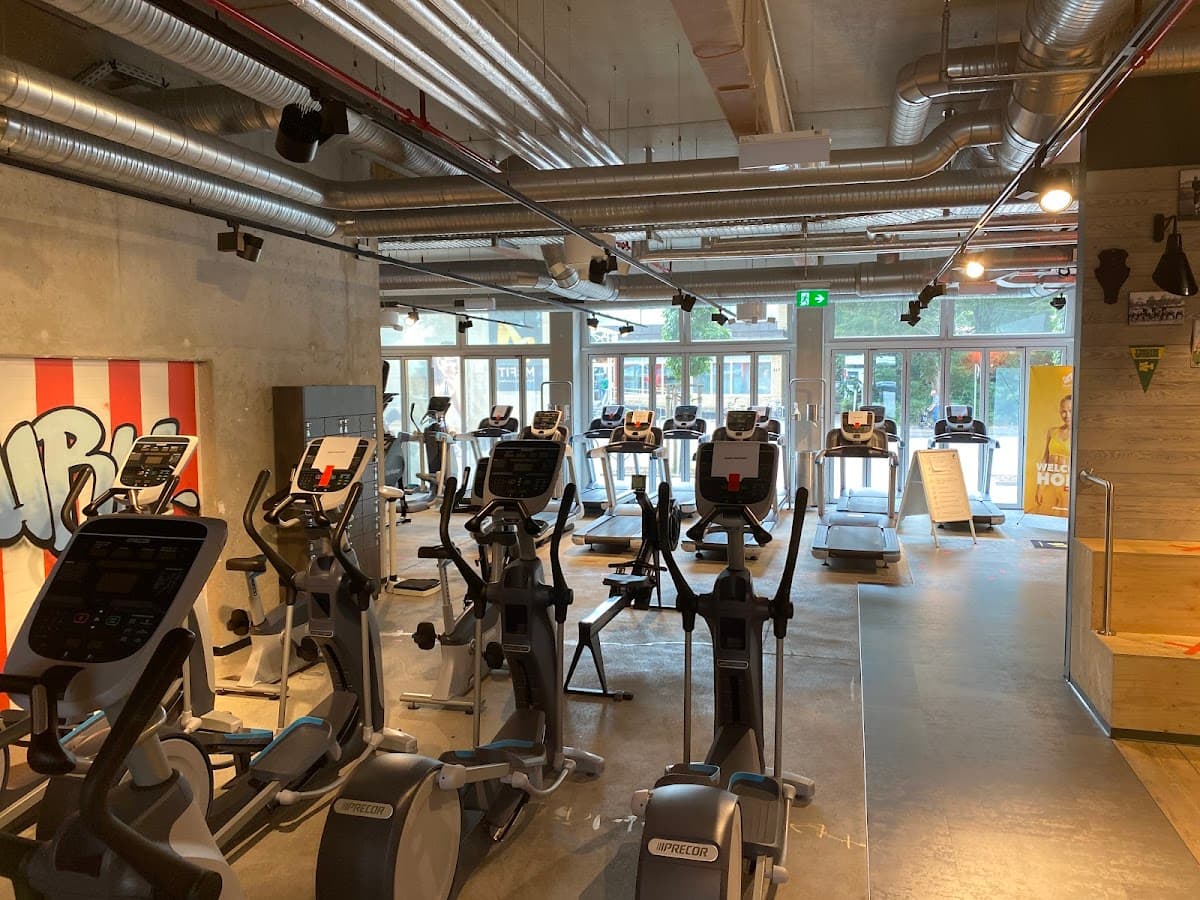 McFIT Fitnessstudio-Hamburg-Langenhorn