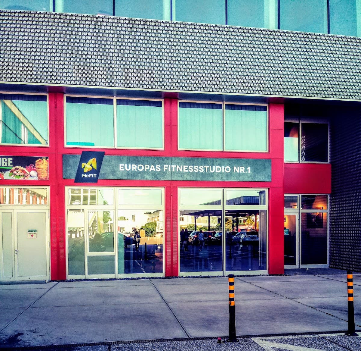 McFIT Fitnessstudio-Hamburg-Langenhorn - Bild 2