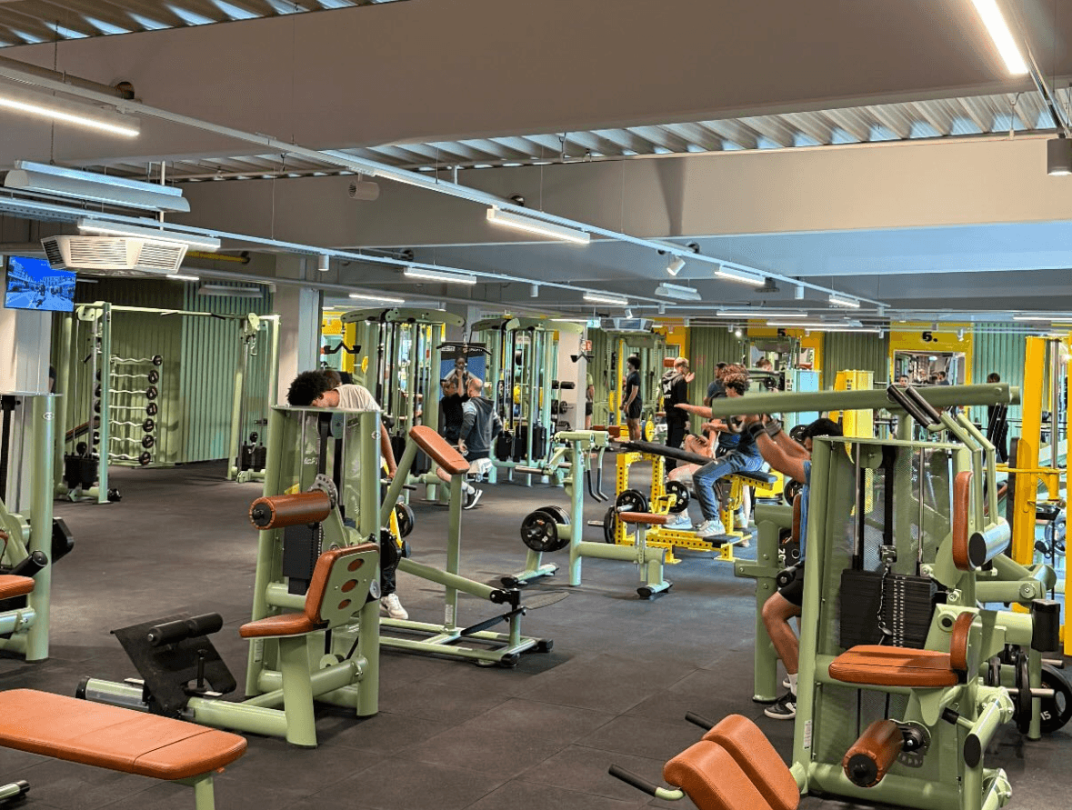 McFIT Fitnessstudio-Hamburg-Stellingen
