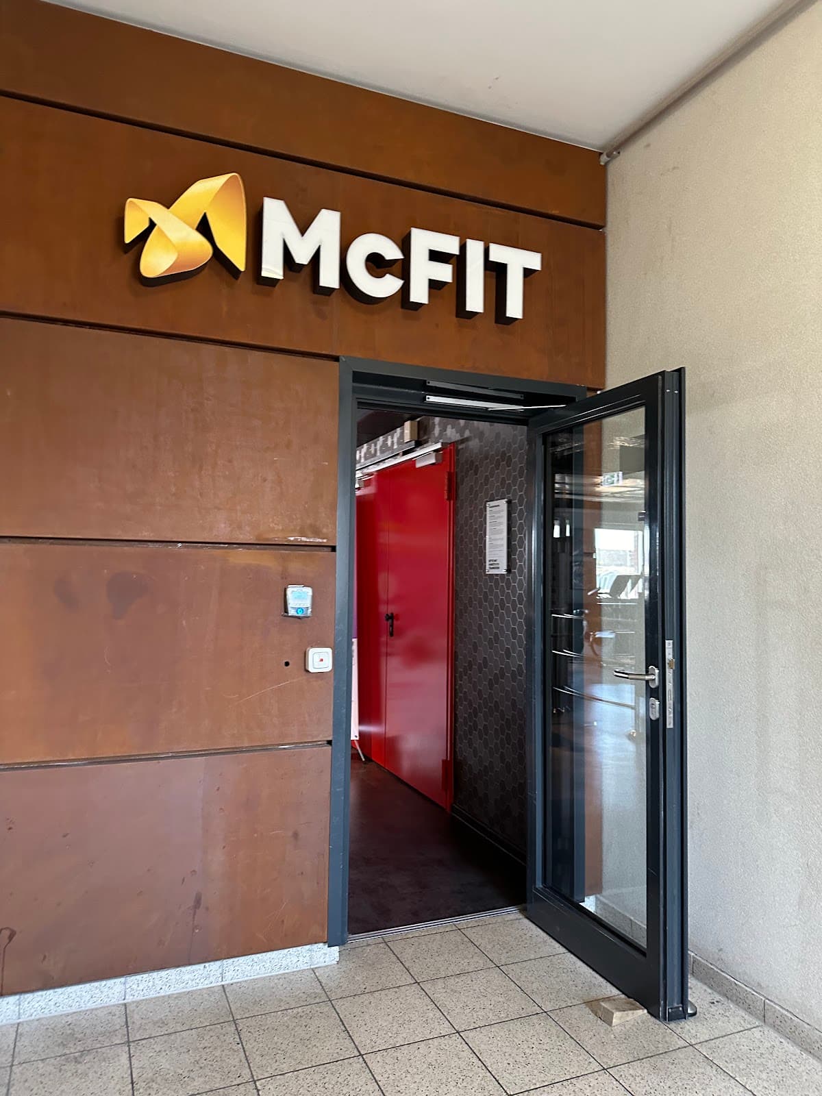 McFIT Fitnessstudio-Hannover-Wülfel - Bild 3