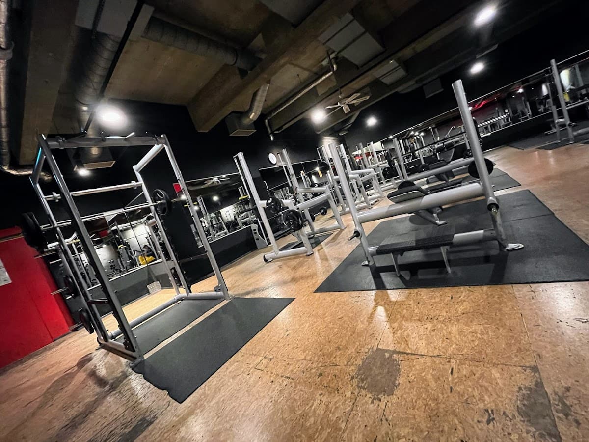 McFIT Fitnessstudio-Köln-Ehrenfeld