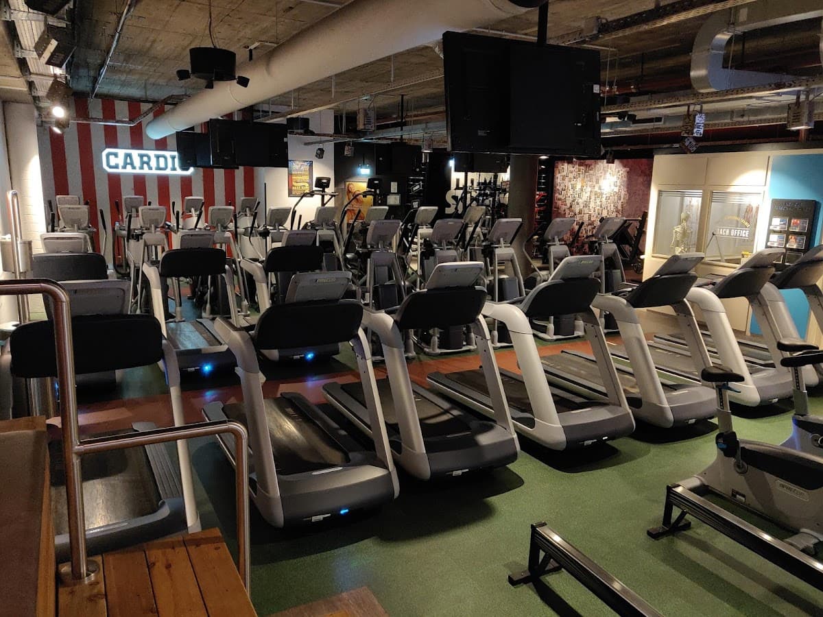 McFIT Fitnessstudio-Köln-Sülz - Bild 2