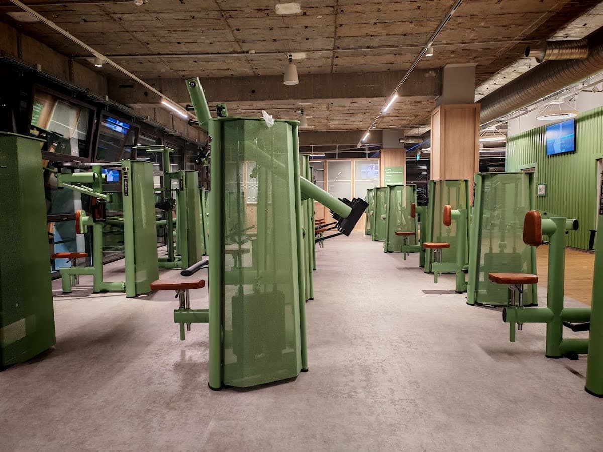 McFIT Fitnessstudio-München-Forstenried - Bild 3