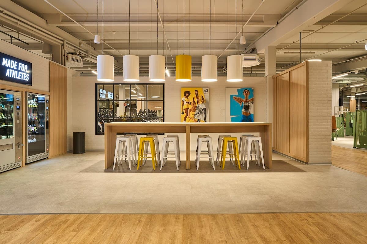 McFIT Fitnessstudio-München-Laim - Bild 4