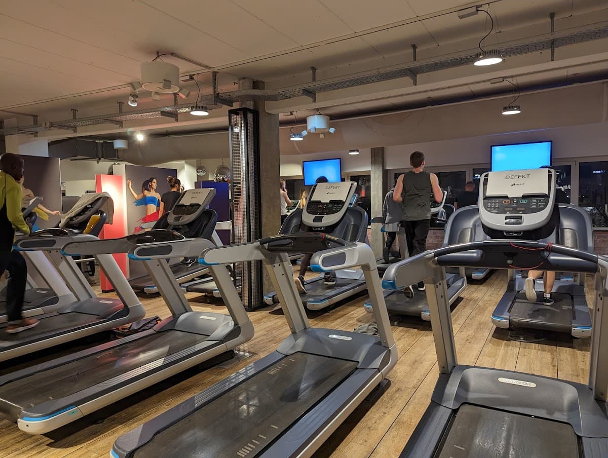 McFIT Fitnessstudio-München-Schwabing - Bild 3