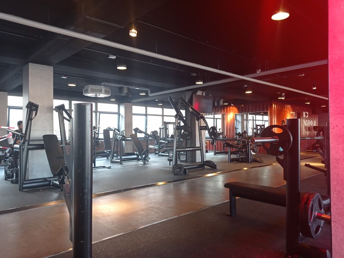 McFIT Fitnessstudio-Stuttgart-Feürbach