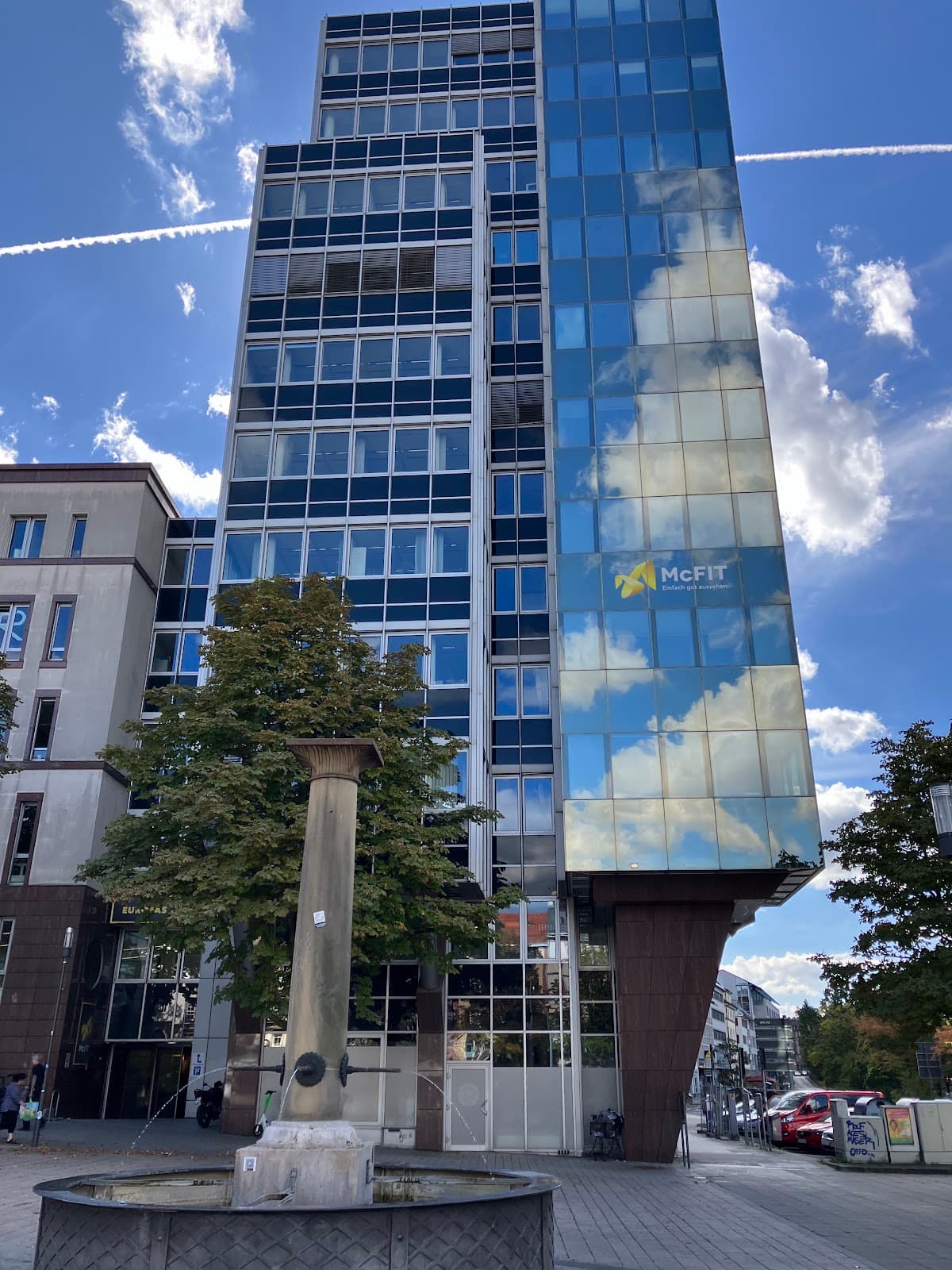 McFIT Fitnessstudio-Stuttgart-Mitte - Bild 3