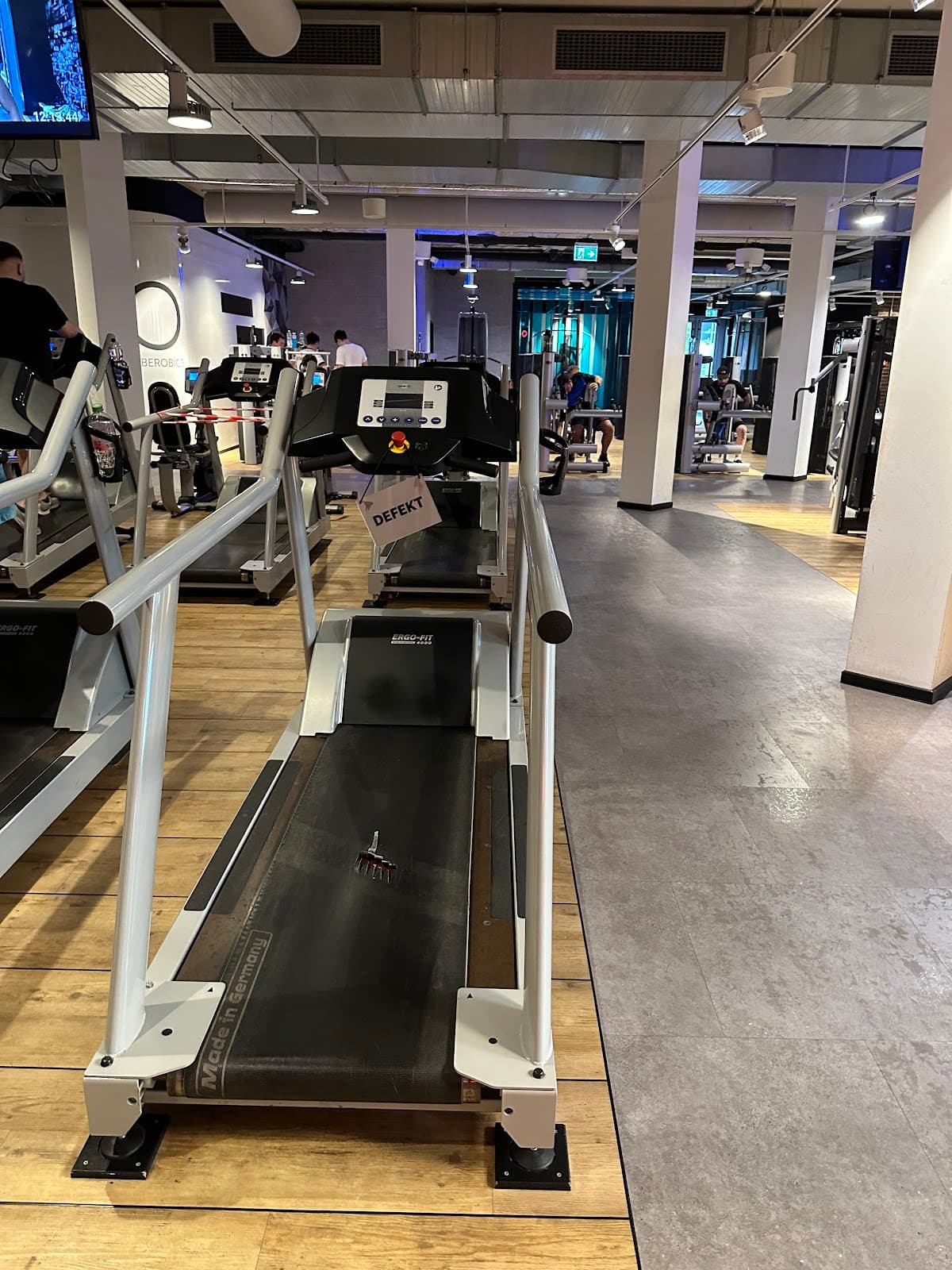 McFIT Fitnessstudio-Stuttgart-Mitte - Bild 5