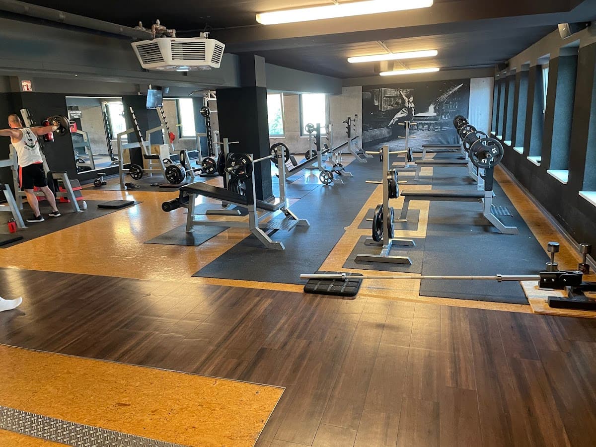 McFIT Fitnessstudio-Wuppertal-Barmen