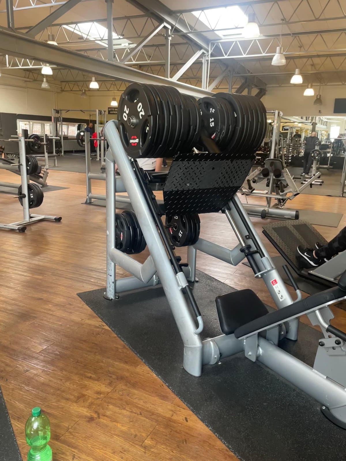 McFIT Fitnessstudio-Wuppertal-Elberfeld - Bild 3