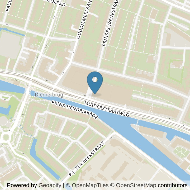 Map: location of Basic-Fit Diemen Muiderstraatweg in Diemen