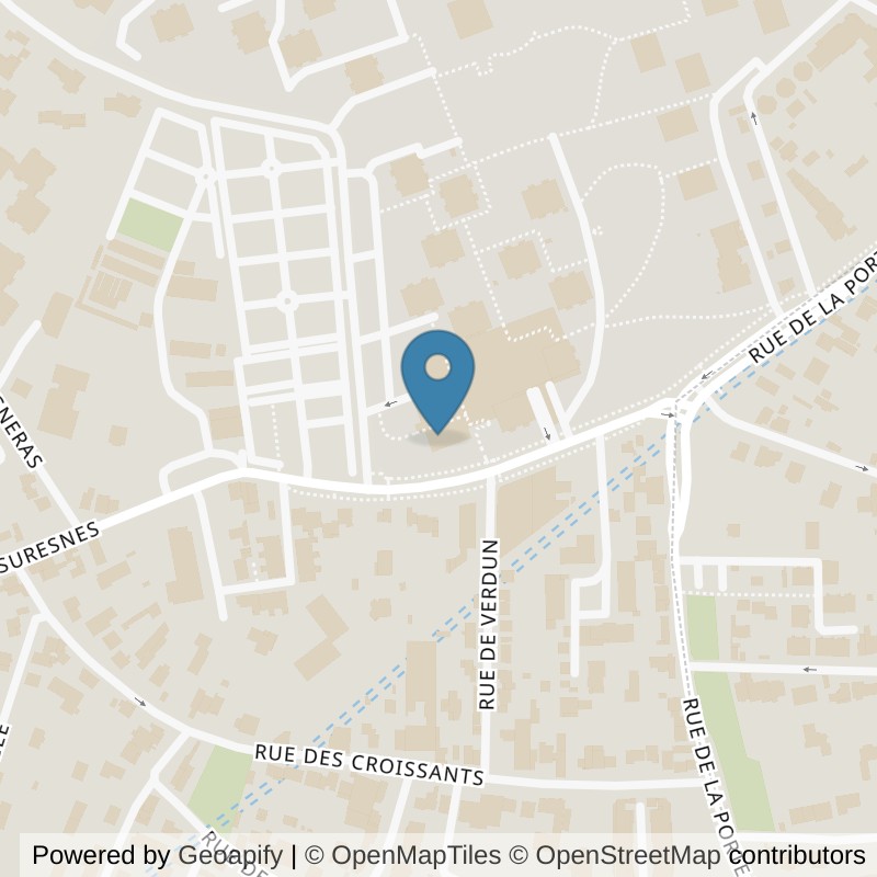 Map: location of Basic-Fit Garches Rue de Suresnes in Garches