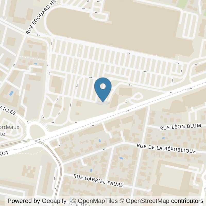 Map: location of Basic-Fit Lormont Centre Commercial des Quatre Pavillons Ladies in Lormont