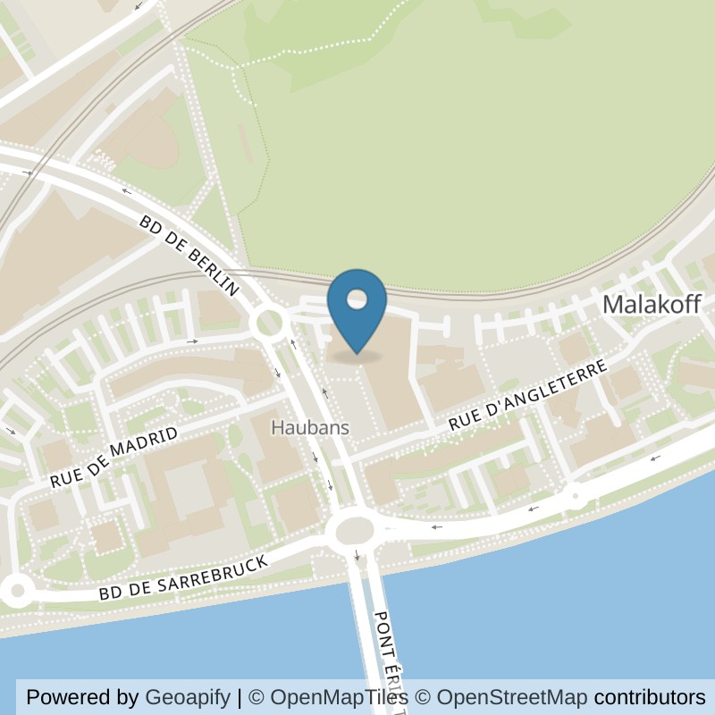 Map: location of Basic-Fit Nantes Place Rosa Parks Ladies in Nantes
