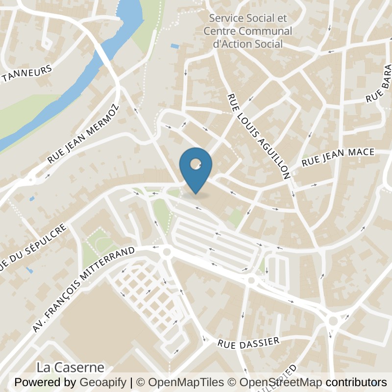 Map: location of Basic-Fit Parthenay Boulevard des Sires de Parthenay 28 in Parthenay