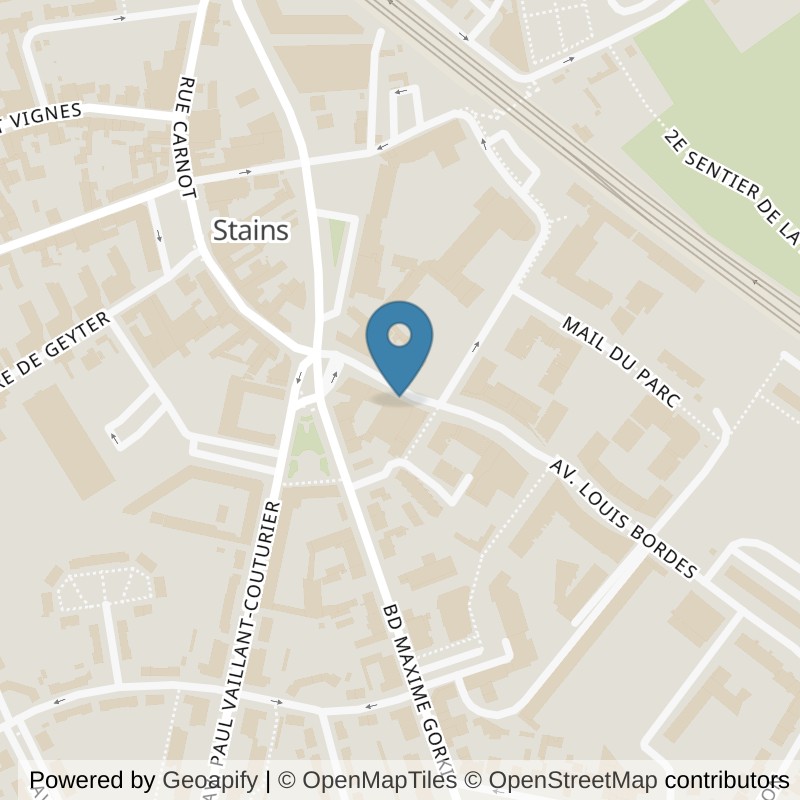 Map: location of Basic-Fit Stains Avenue Louis Bordes 39 in Stains