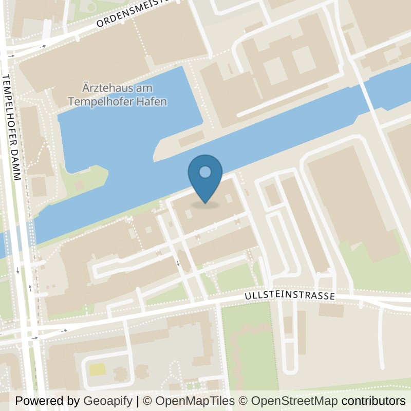 Map: location of FitX Berlin-Ullsteinstrasse-128 in Berlin