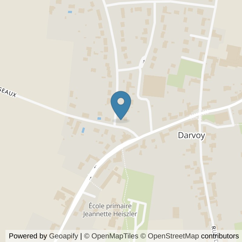 Map: location of l'Orange Bleue Darvoy in Darvoy