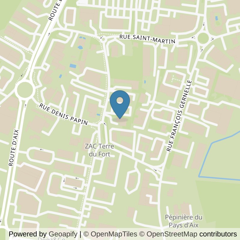 Map: location of l'Orange Bleue Pertuis in Pertuis